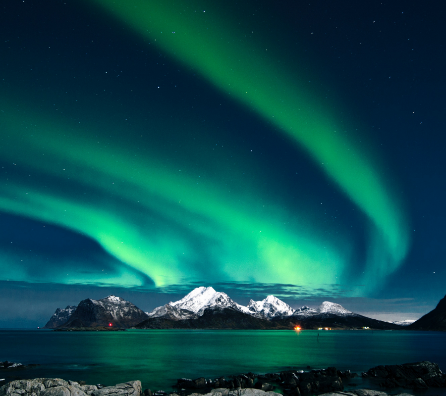 10 Breathtaking Places You Must See in Iceland Before You Leavel